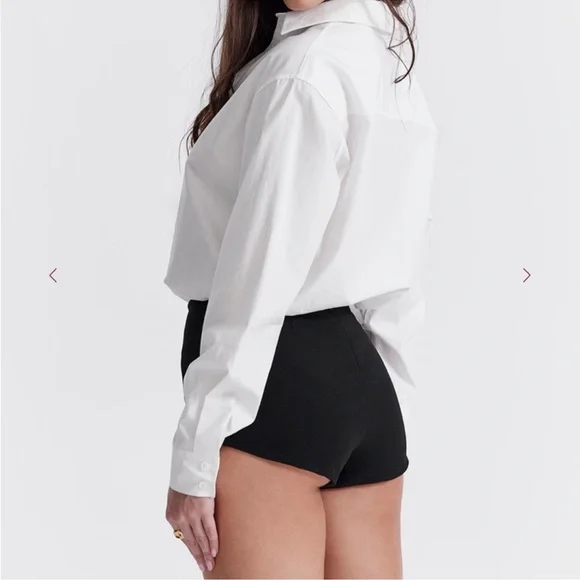 Elegant High Waist Black Women's Shorts - Picture 2 of 6